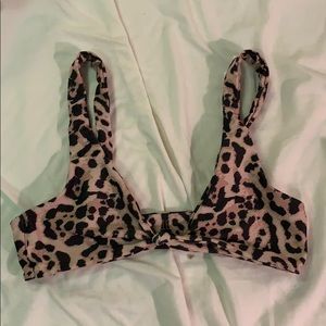 Skatie leopard print bikini top size small